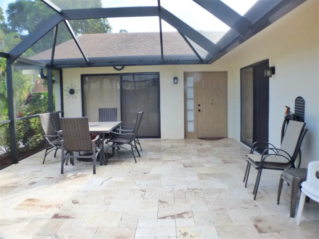2665 NW 7th Court Delray Beach FL 33445