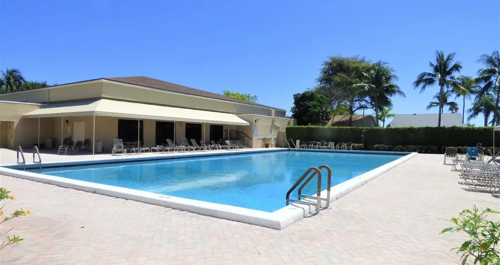 2665 NW 7th Court Delray Beach FL 33445