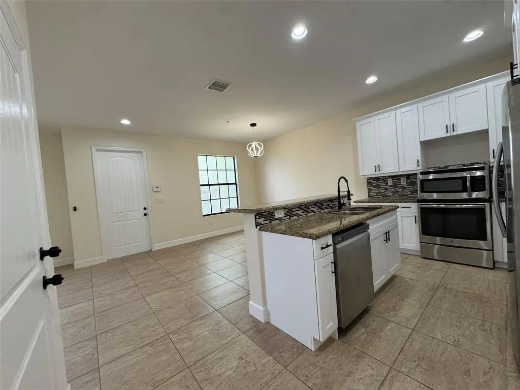 749 SW 3rd Avenue Pompano Beach FL 33060