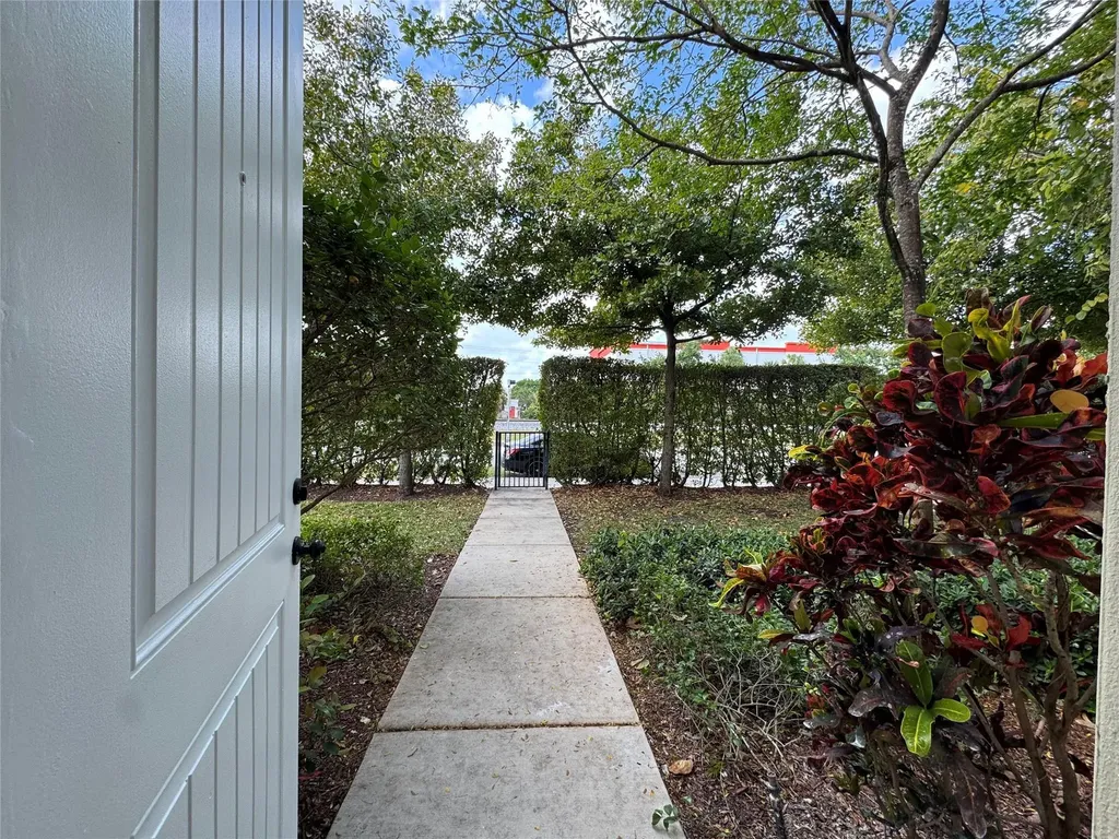 749 SW 3rd Avenue Pompano Beach FL 33060