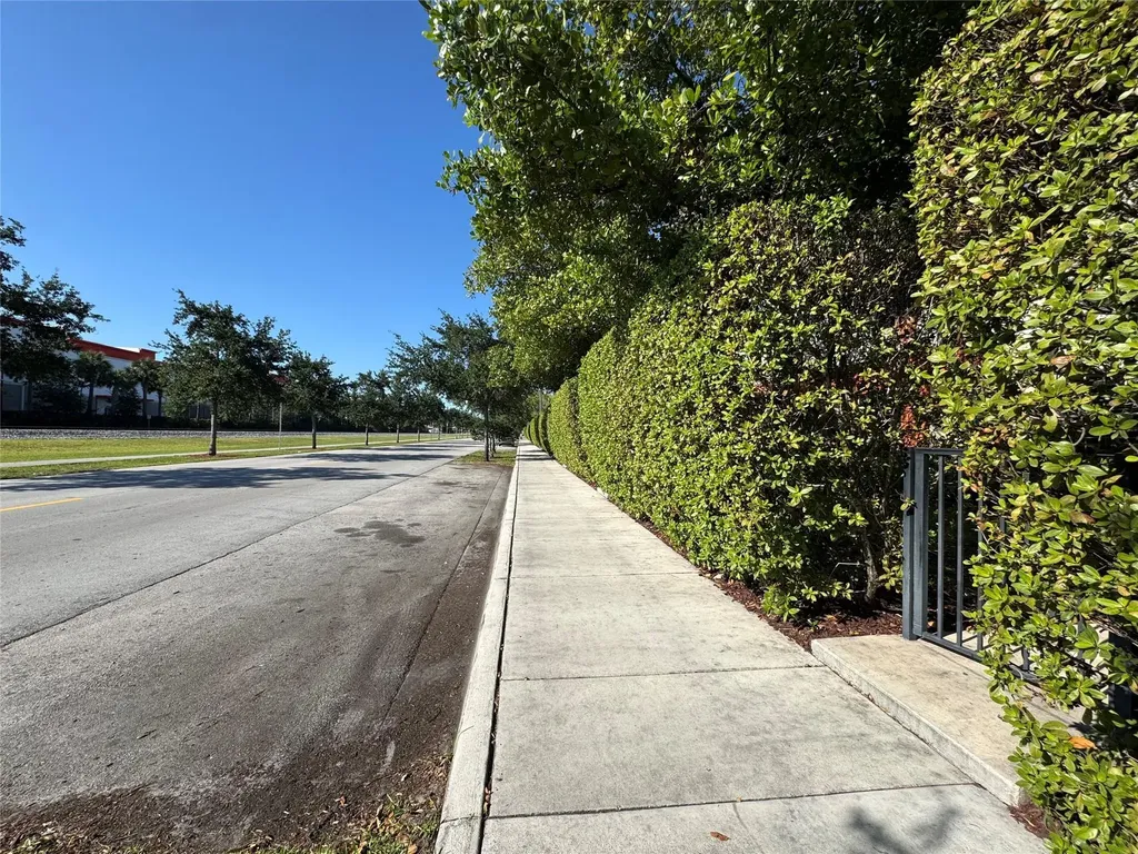 749 SW 3rd Avenue Pompano Beach FL 33060