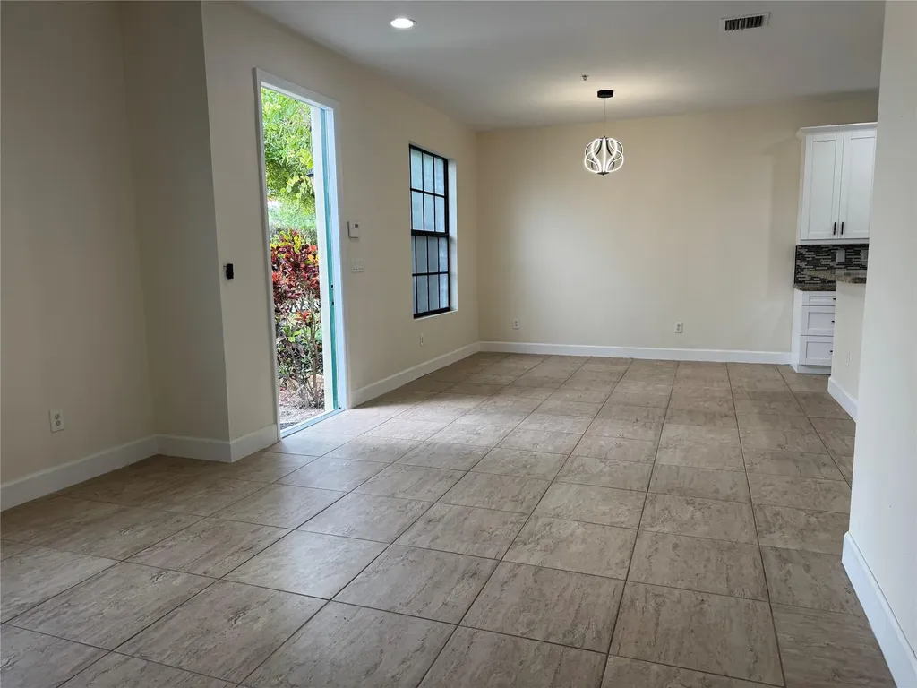 749 SW 3rd Avenue Pompano Beach FL 33060