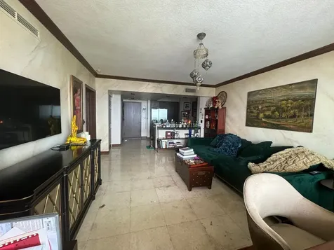 1755 E Hallandale Beach Boulevard Hallandale FL 33009