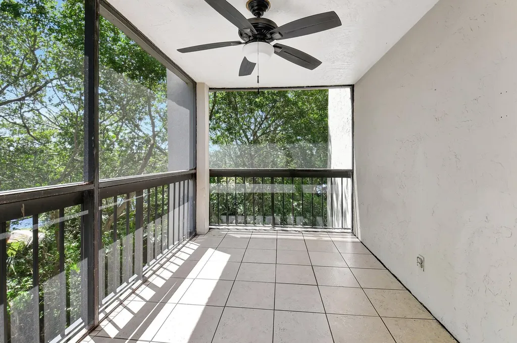 820 Lavers Circle Delray Beach FL 33444