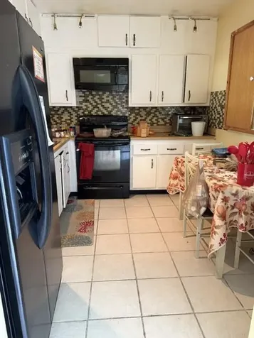 2800 Somerset Drive Lauderdale Lakes FL 33311