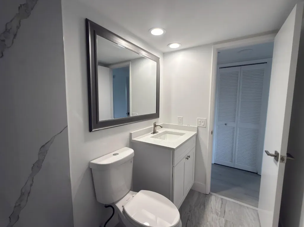625 Oaks Drive Pompano Beach FL 33069