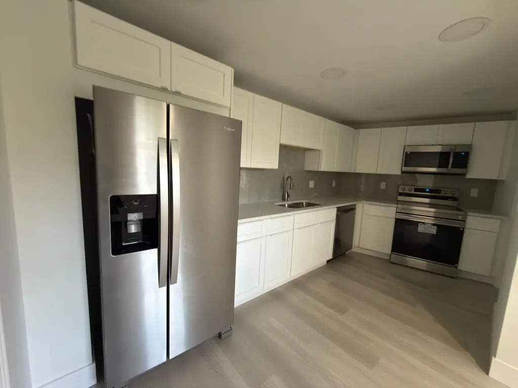 625 Oaks Drive Pompano Beach FL 33069