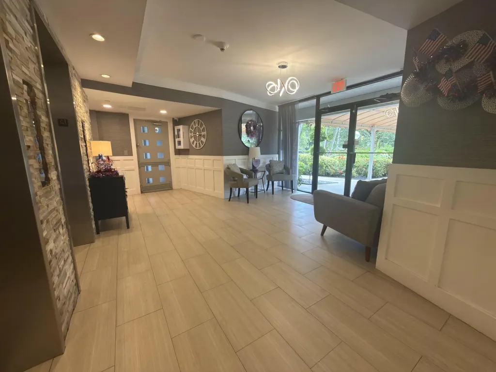 625 Oaks Drive Pompano Beach FL 33069