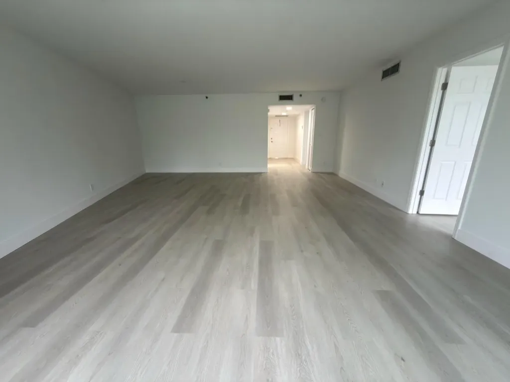 625 Oaks Drive Pompano Beach FL 33069