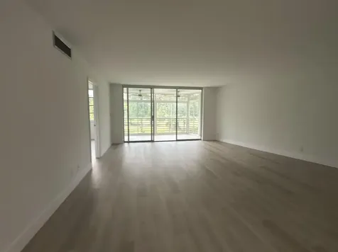 625 Oaks Drive Pompano Beach FL 33069