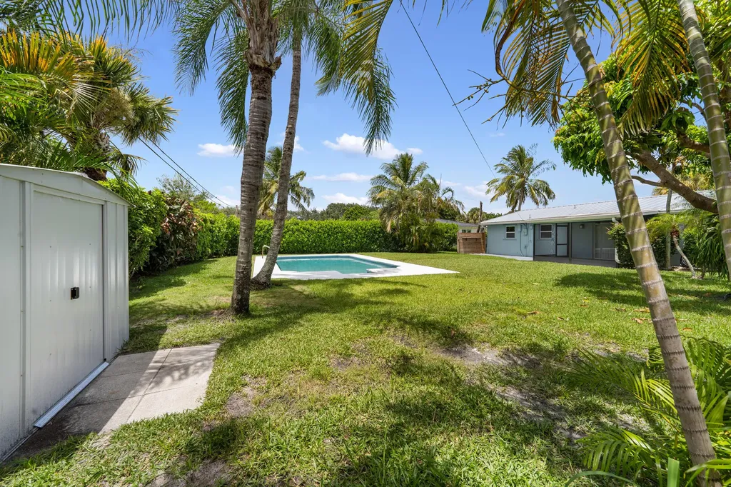 204 Circle E Jupiter FL 33458