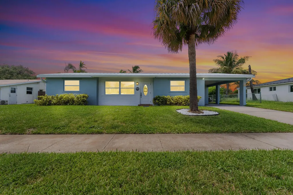 204 Circle E Jupiter FL 33458