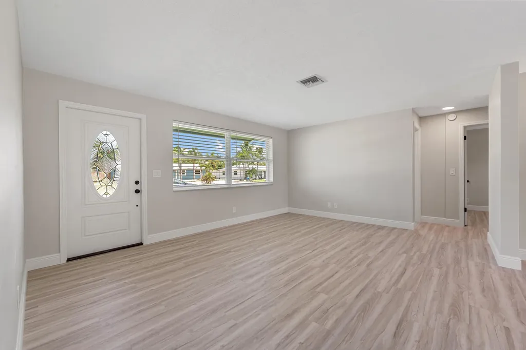 204 Circle E Jupiter FL 33458