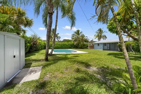204 Circle E Jupiter FL 33458