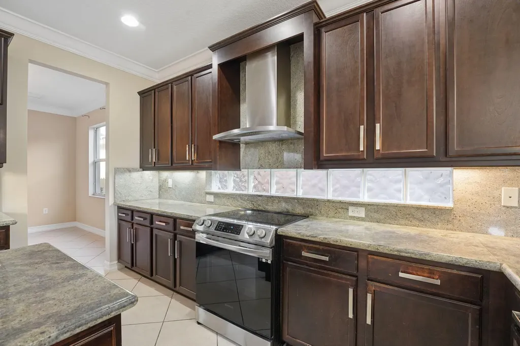 8256 Savara Streams Lane Boynton Beach FL 33473