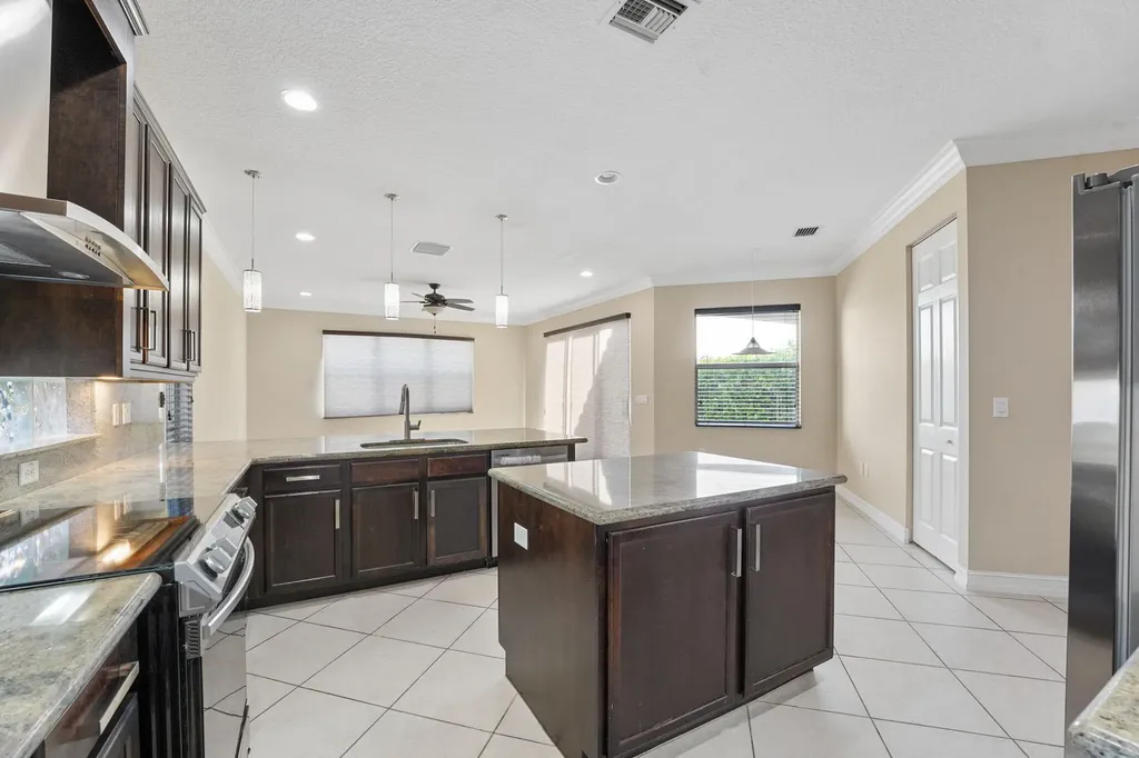 8256 Savara Streams Lane Boynton Beach FL 33473