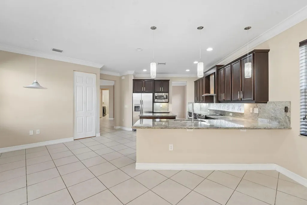 8256 Savara Streams Lane Boynton Beach FL 33473
