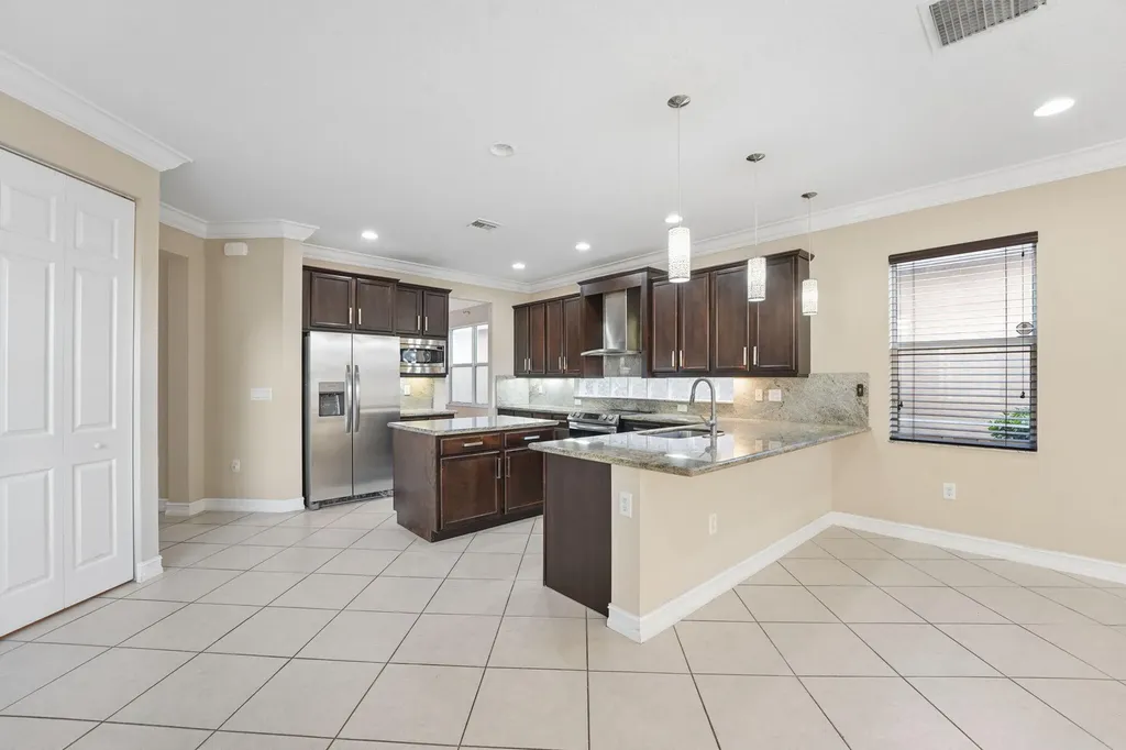8256 Savara Streams Lane Boynton Beach FL 33473