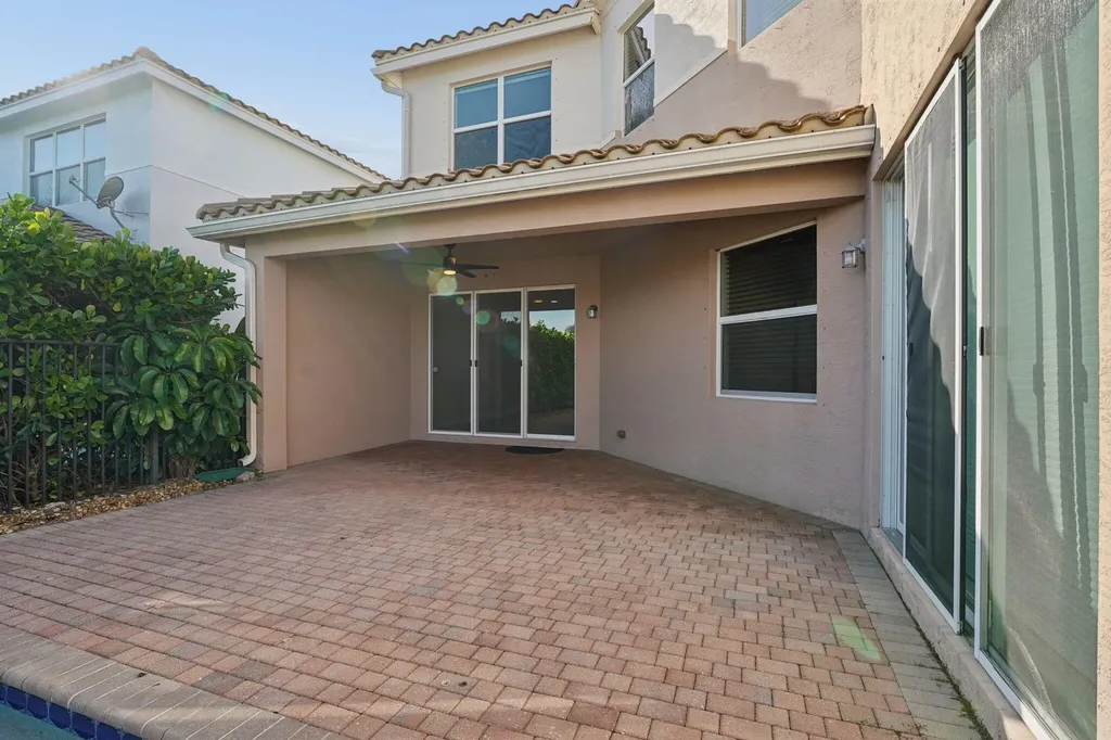8256 Savara Streams Lane Boynton Beach FL 33473