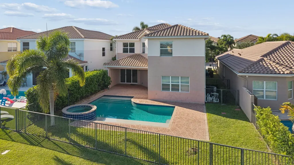 8256 Savara Streams Lane Boynton Beach FL 33473