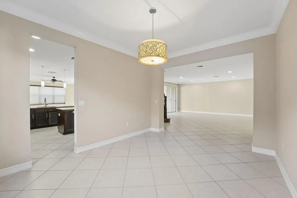 8256 Savara Streams Lane Boynton Beach FL 33473