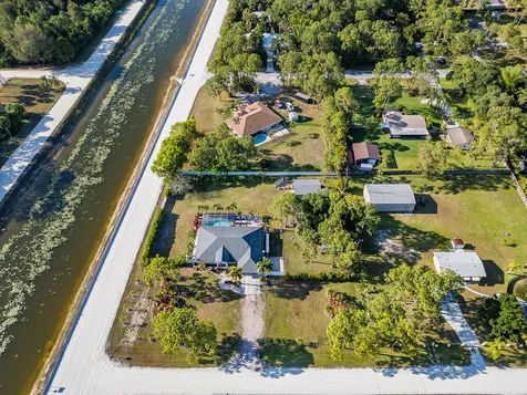 12987 N 66th Place N The Acreage FL 33470