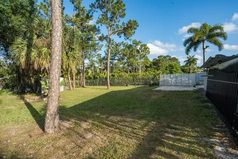 12987 N 66th Place N The Acreage FL 33470