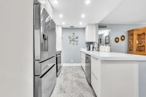 625 Normandy N Delray Beach FL 33484