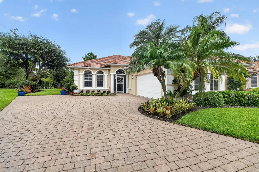 4577 NW Red Bay Circle Jensen Beach FL 34957