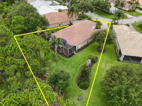 4577 NW Red Bay Circle Jensen Beach FL 34957