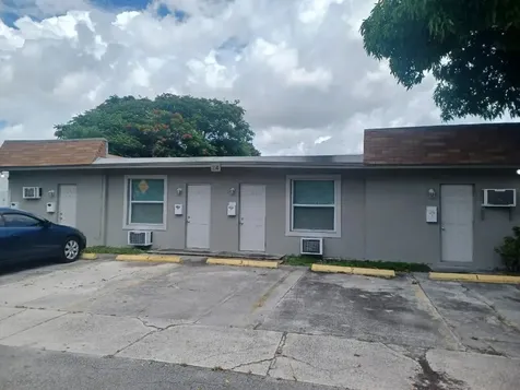 24 SW 13th Street Dania Beach FL 33004
