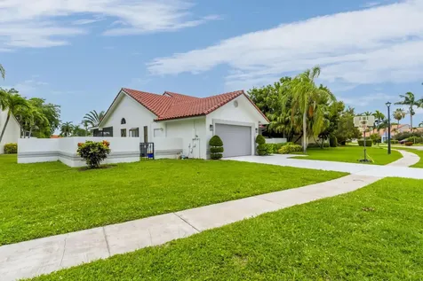 19325 Cherry Hills Terrace Boca Raton FL 33498