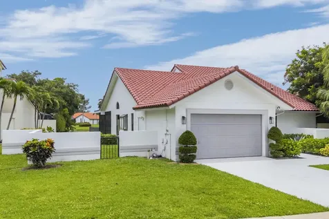 19325 Cherry Hills Terrace Boca Raton FL 33498