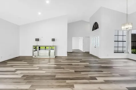 19325 Cherry Hills Terrace Boca Raton FL 33498