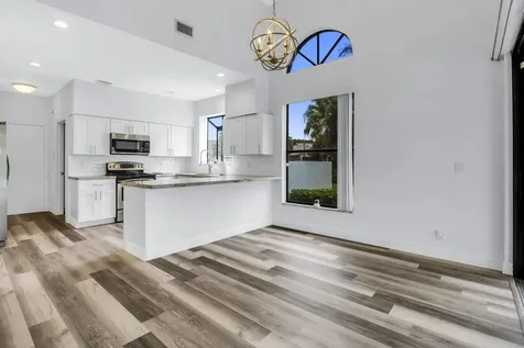 19325 Cherry Hills Terrace Boca Raton FL 33498