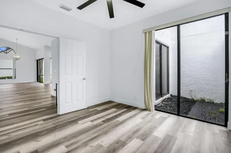 19325 Cherry Hills Terrace Boca Raton FL 33498