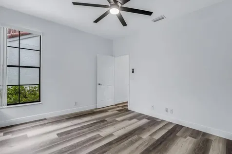 19325 Cherry Hills Terrace Boca Raton FL 33498