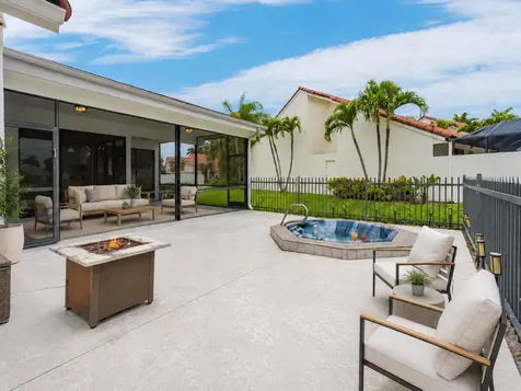 19325 Cherry Hills Terrace Boca Raton FL 33498