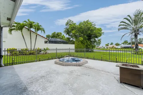 19325 Cherry Hills Terrace Boca Raton FL 33498
