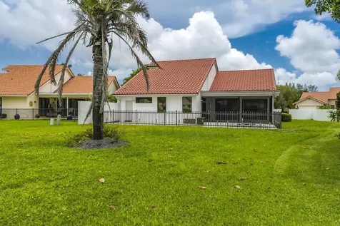 19325 Cherry Hills Terrace Boca Raton FL 33498