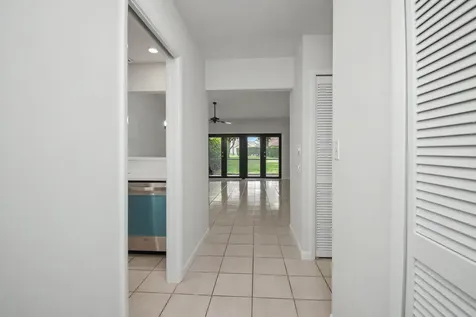 21642 Guadalajara Avenue Boca Raton FL 33433