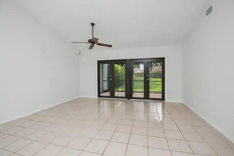 21642 Guadalajara Avenue Boca Raton FL 33433