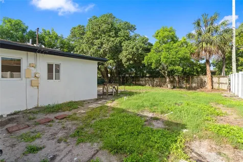 2001 NW 14th Avenue Fort Lauderdale FL 33311