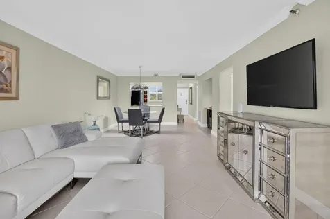2070 Homewood Boulevard Delray Beach FL 33445