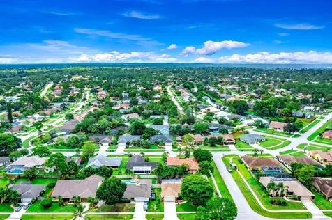574 Juniper Place Wellington FL 33414