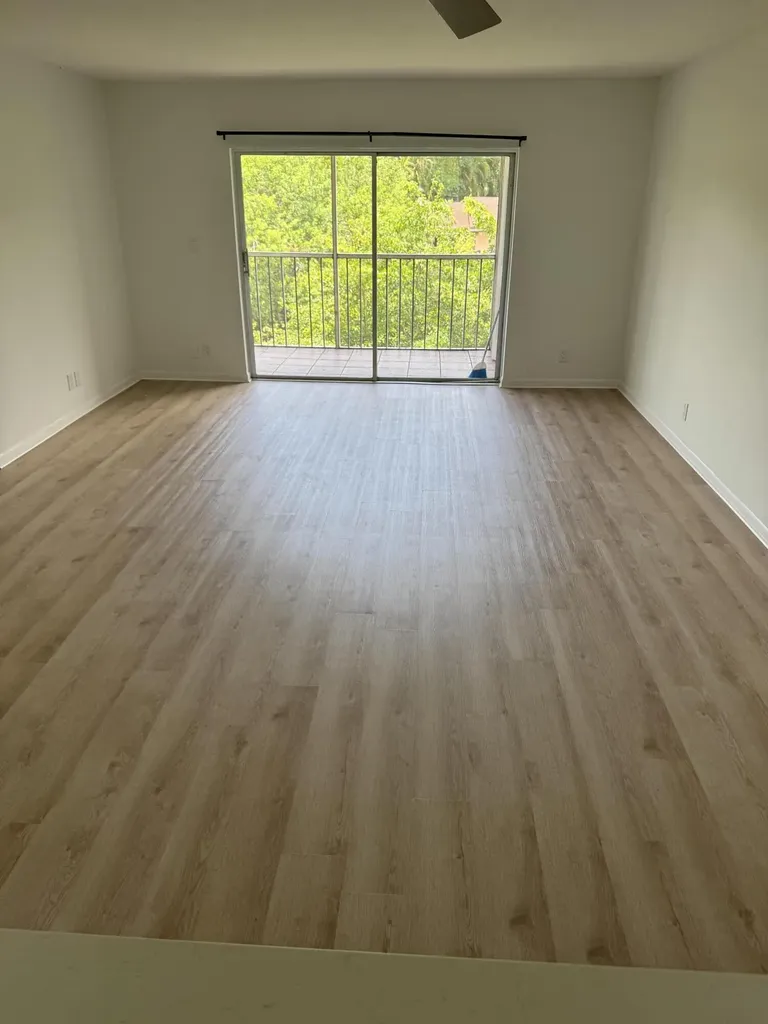 9280 SW 3rd Street Boca Raton FL 33428