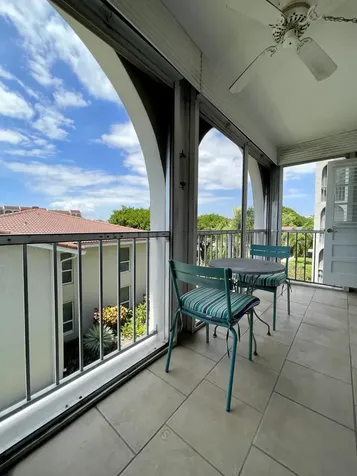 250 NE 20th Street Boca Raton FL 33431