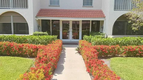 250 NE 20th Street Boca Raton FL 33431