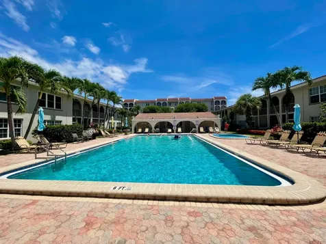 250 NE 20th Street Boca Raton FL 33431