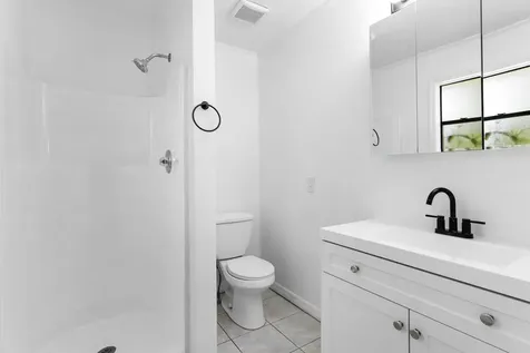 1641 W 27th Street Riviera Beach FL 33404